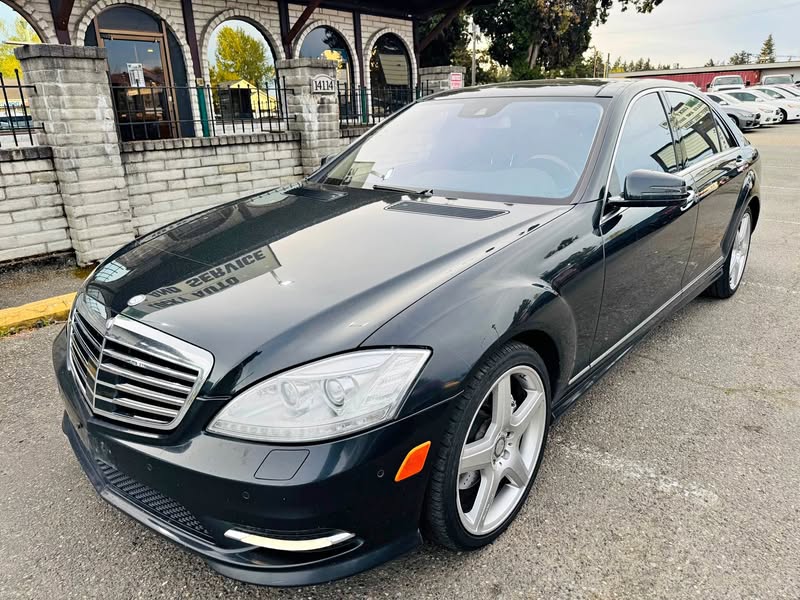 2011 Mercedes-Benz S-Class - S 550 4MATIC Sedan 4D