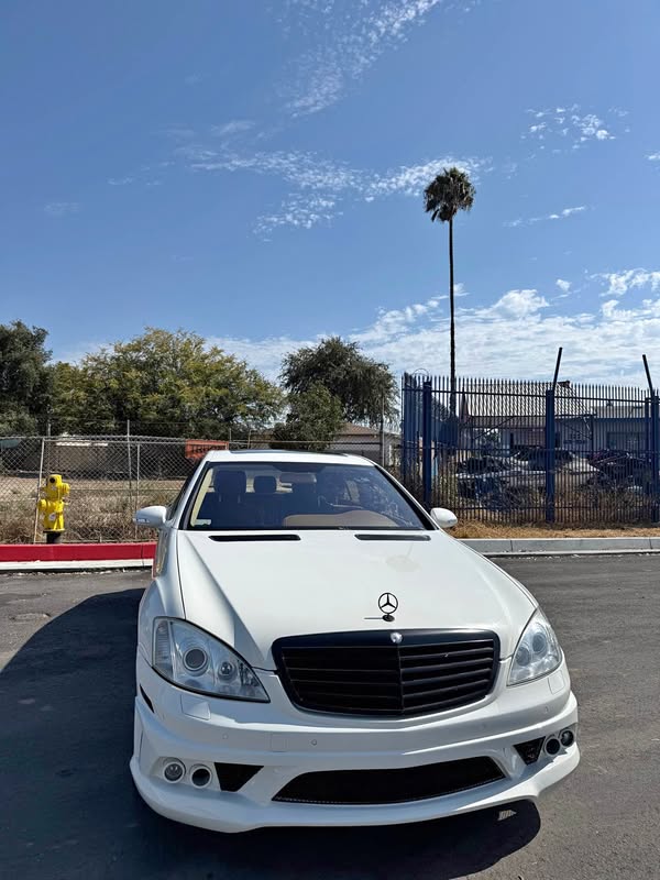 2007 Mercedes-Benz S-Class - S 550 Sedan 4D