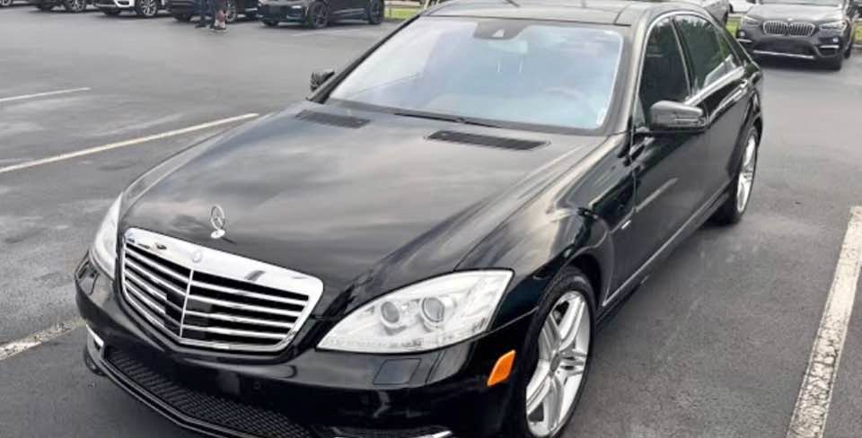 2012 Mercedes-Benz S-Class - S 550 4MATIC Sedan 4D