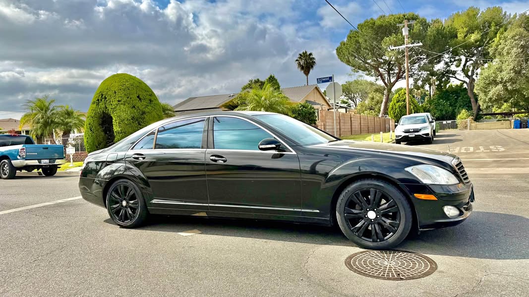 2010 Mercedes-Benz S-Class - S 550 Sedan 4D