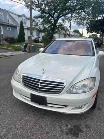 2007 Mercedes-Benz S-Class - S 550 4MATIC Sedan 4D