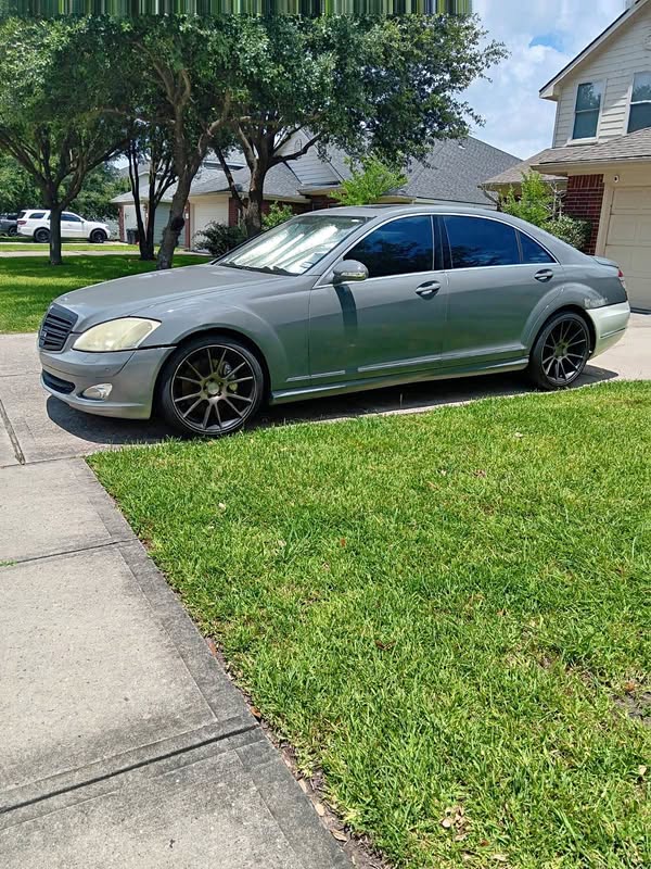 2007 Mercedes-Benz S-Class - S 550 Sedan 4D