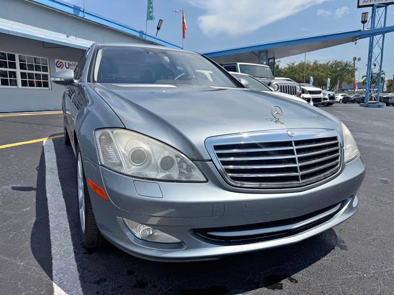 2007 Mercedes-Benz S-Class - S 500 4MATIC Sedan 4D