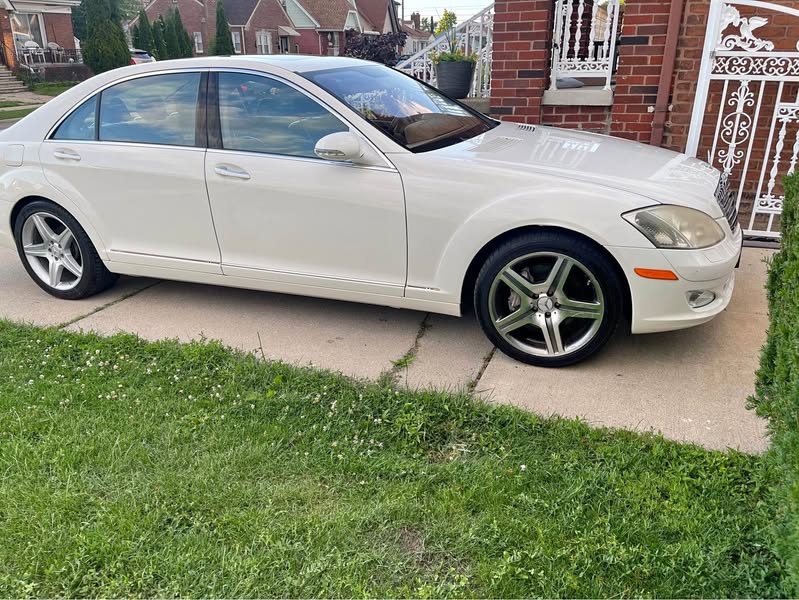 2007 Mercedes-Benz S-Class - S 550 Sedan 4D