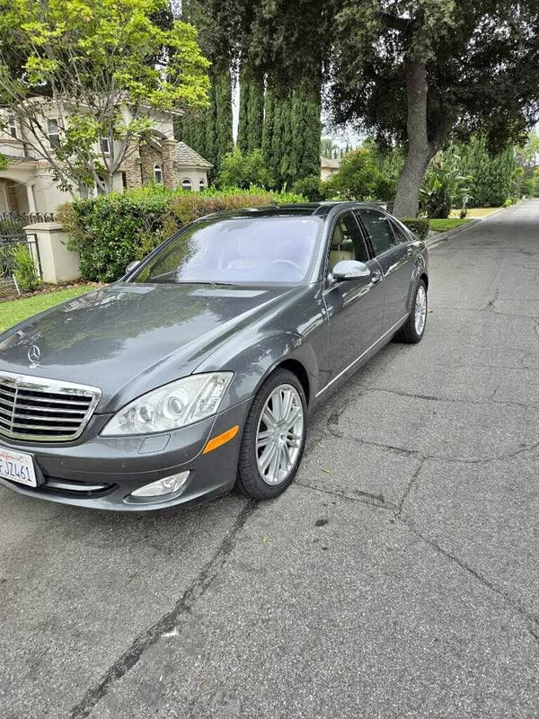 2007 Mercedes-Benz S-Class - S 550 4MATIC Sedan 4D