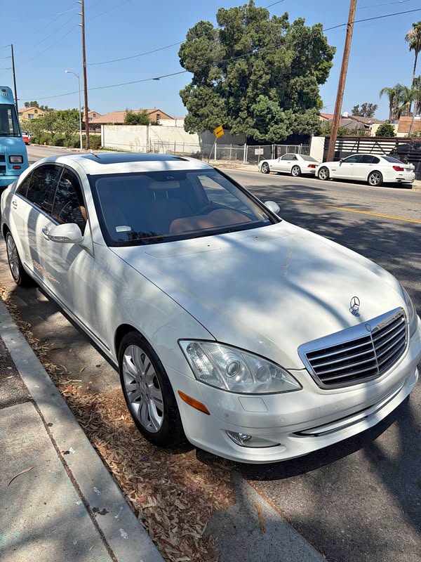 2008 Mercedes-Benz S-Class - S 550 Sedan 4D