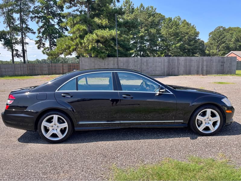 2008 Mercedes-Benz S-Class - S 550 4MATIC Sedan 4D