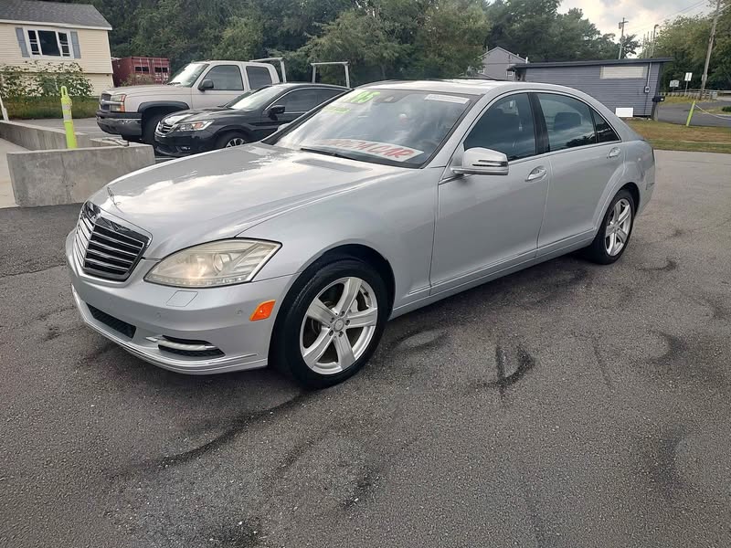 2011 Mercedes-Benz S-Class - S 550 4MATIC Sedan 4D