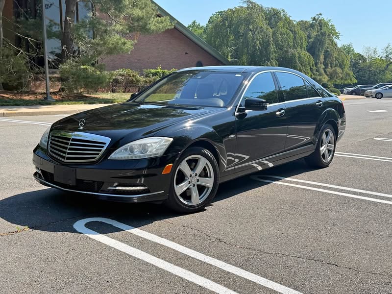 2012 Mercedes-Benz S-Class - S 550 4MATIC Sedan 4D
