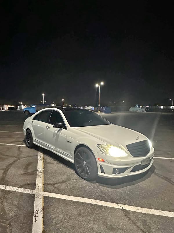 2009 Mercedes-Benz S-Class - S 63 AMG Sedan 4D