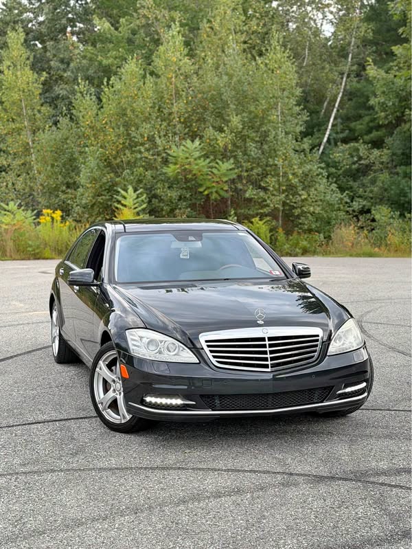 2013 Mercedes-Benz S-Class - S 550 4MATIC Sedan 4D