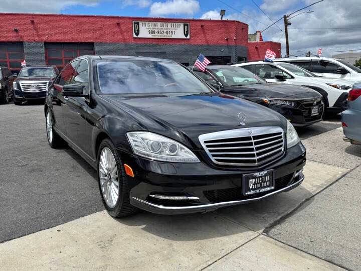 2010 Mercedes-Benz S-Class - S 550 4MATIC Sedan 4D