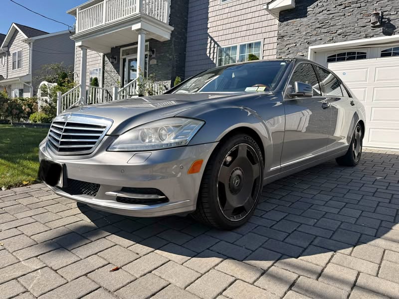 2011 Mercedes-Benz S-Class - S 550 4MATIC Sedan 4D