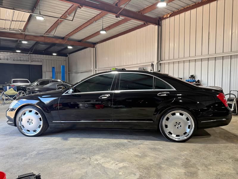 2011 Mercedes-Benz S-Class - S550