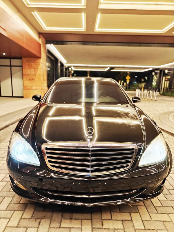 2007 Mercedes-Benz S-Class - S 550 Sedan 4D