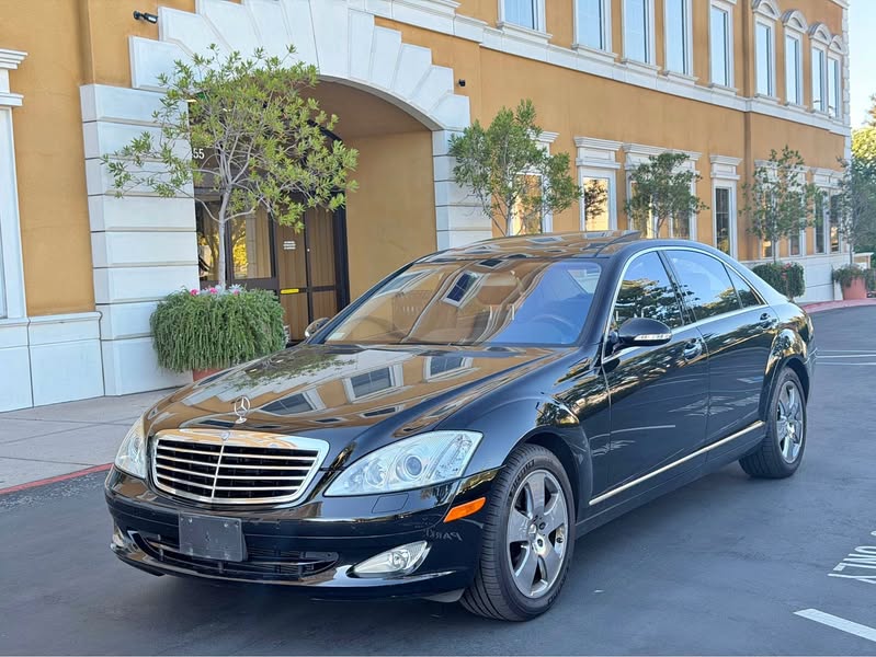 2007 Mercedes-Benz S-Class - S 550 4MATIC Sedan 4D