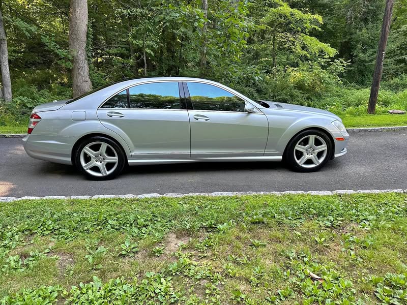 2009 Mercedes-Benz S-Class - S 550 4MATIC Sedan 4D