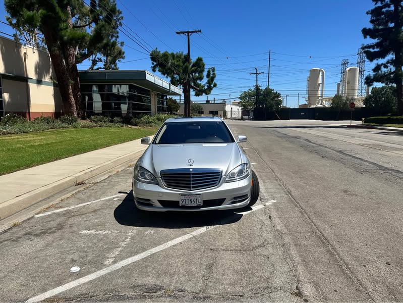 2013 Mercedes-Benz S-Class - S 550 4MATIC Sedan 4D