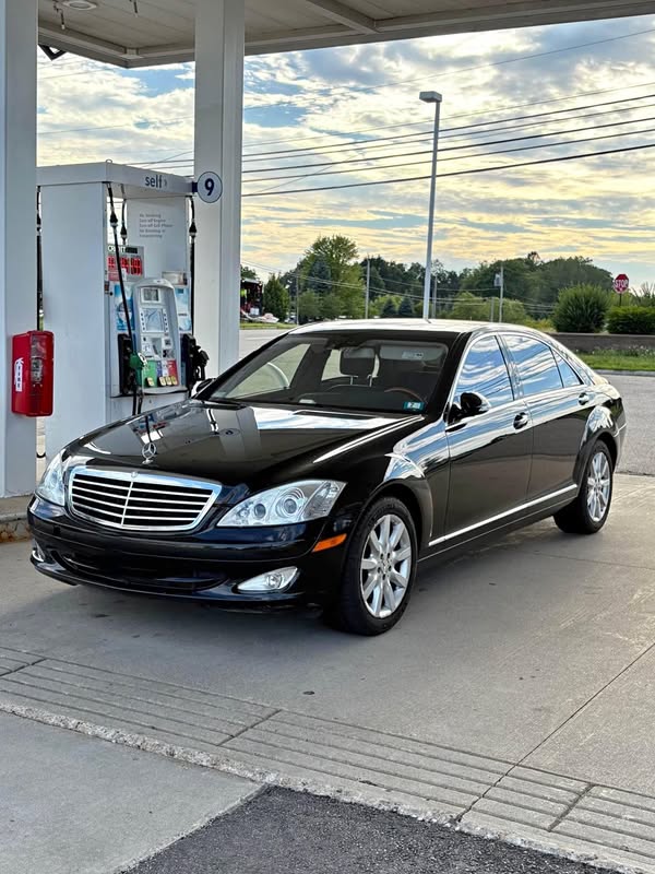 2007 Mercedes-Benz S-Class - S 550 4MATIC Sedan 4D