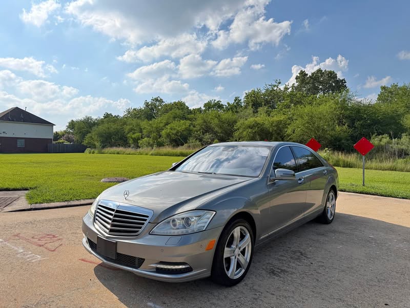 2011 Mercedes-Benz S-Class - S 550 Sedan 4D