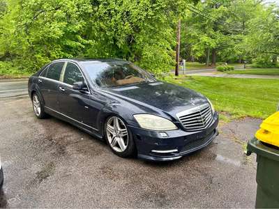 2012 Mercedes-Benz S-Class - S 550 4MATIC Sedan 4D