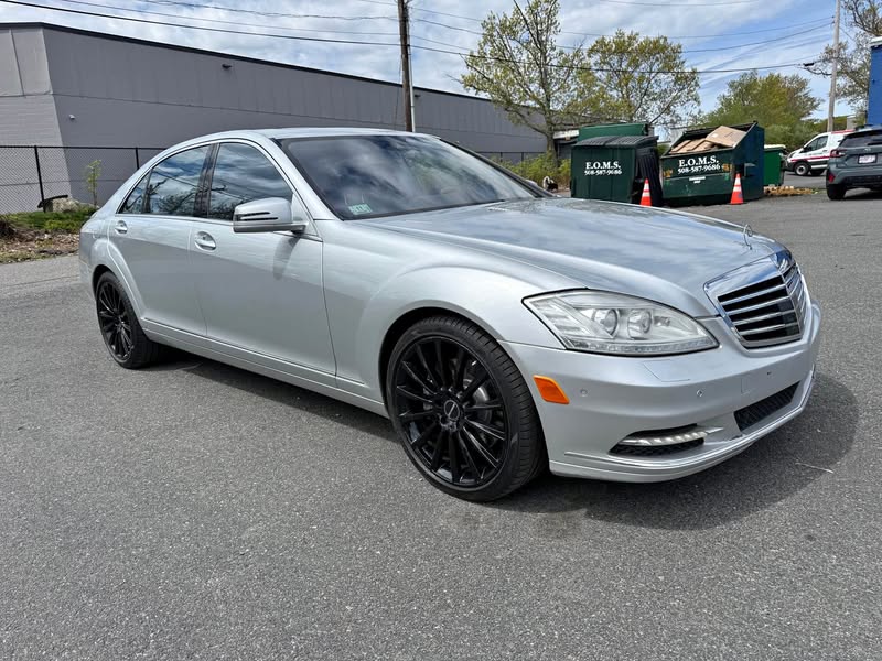 2011 Mercedes-Benz S-Class - S 550 4MATIC Sedan 4D
