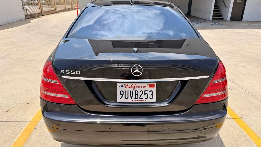 2007 Mercedes-Benz S-Class - S 550 Sedan 4D