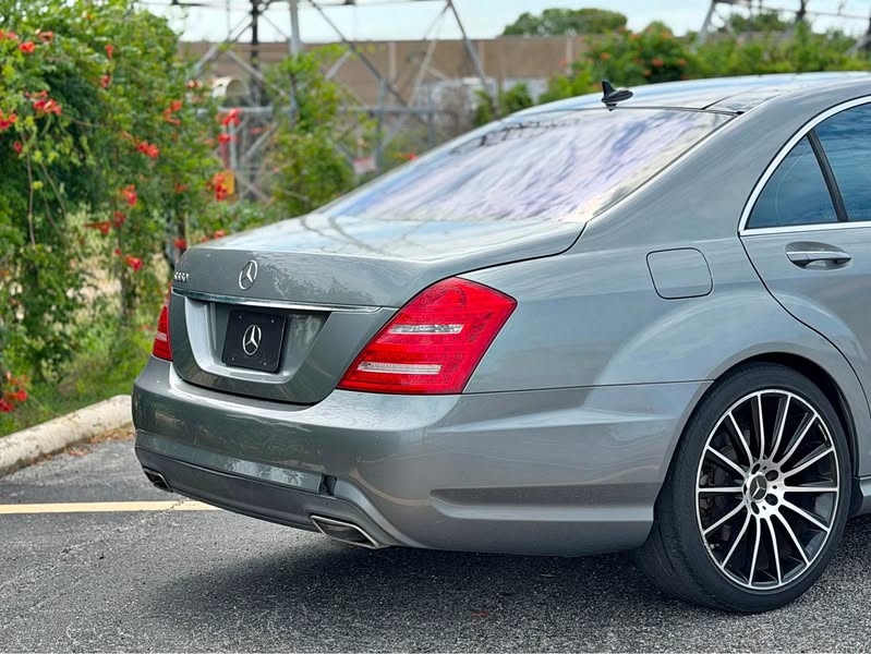 2013 Mercedes-Benz S-Class - S 550 Sedan 4D