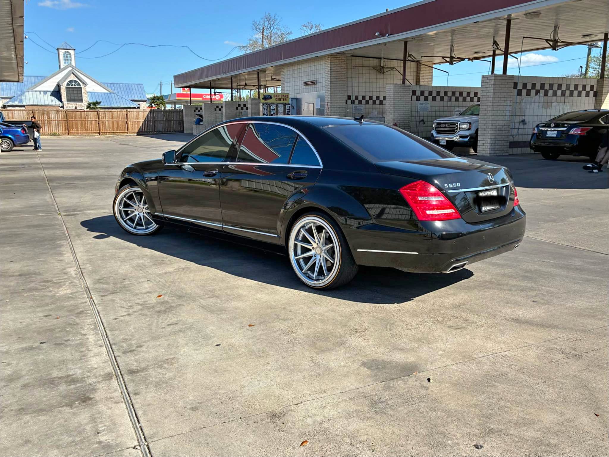 2010 Mercedes-Benz S-Class - S 550 4MATIC Sedan 4D
