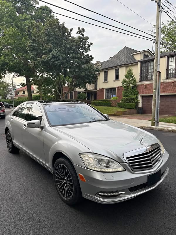2013 Mercedes-Benz S-Class - S550