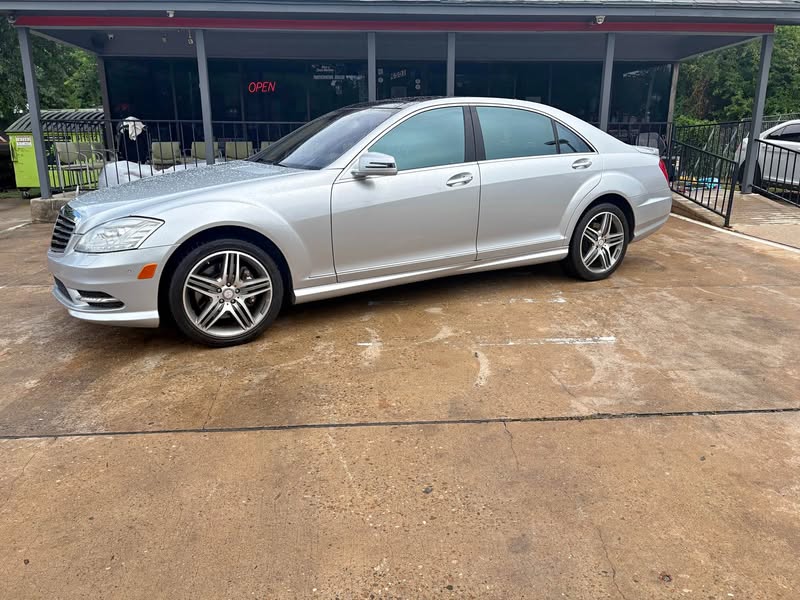 2013 Mercedes-Benz S-Class - S 550 4MATIC Sedan 4D