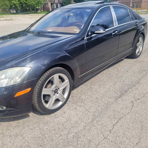2009 Mercedes-Benz S-Class - S 550 4MATIC Sedan 4D