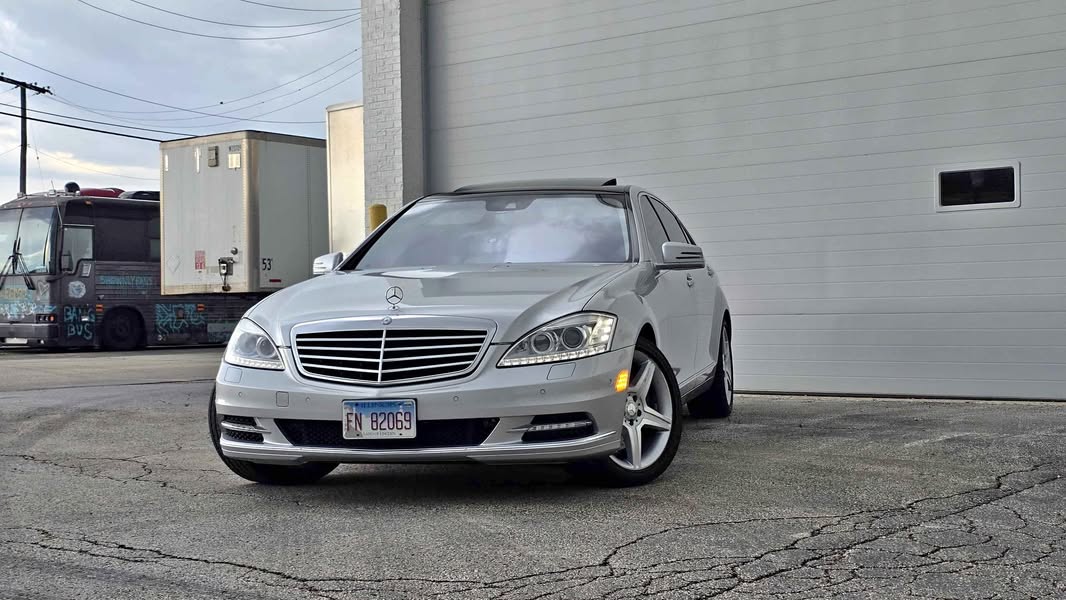 2011 Mercedes-Benz S-Class - S 550 4MATIC Sedan 4D