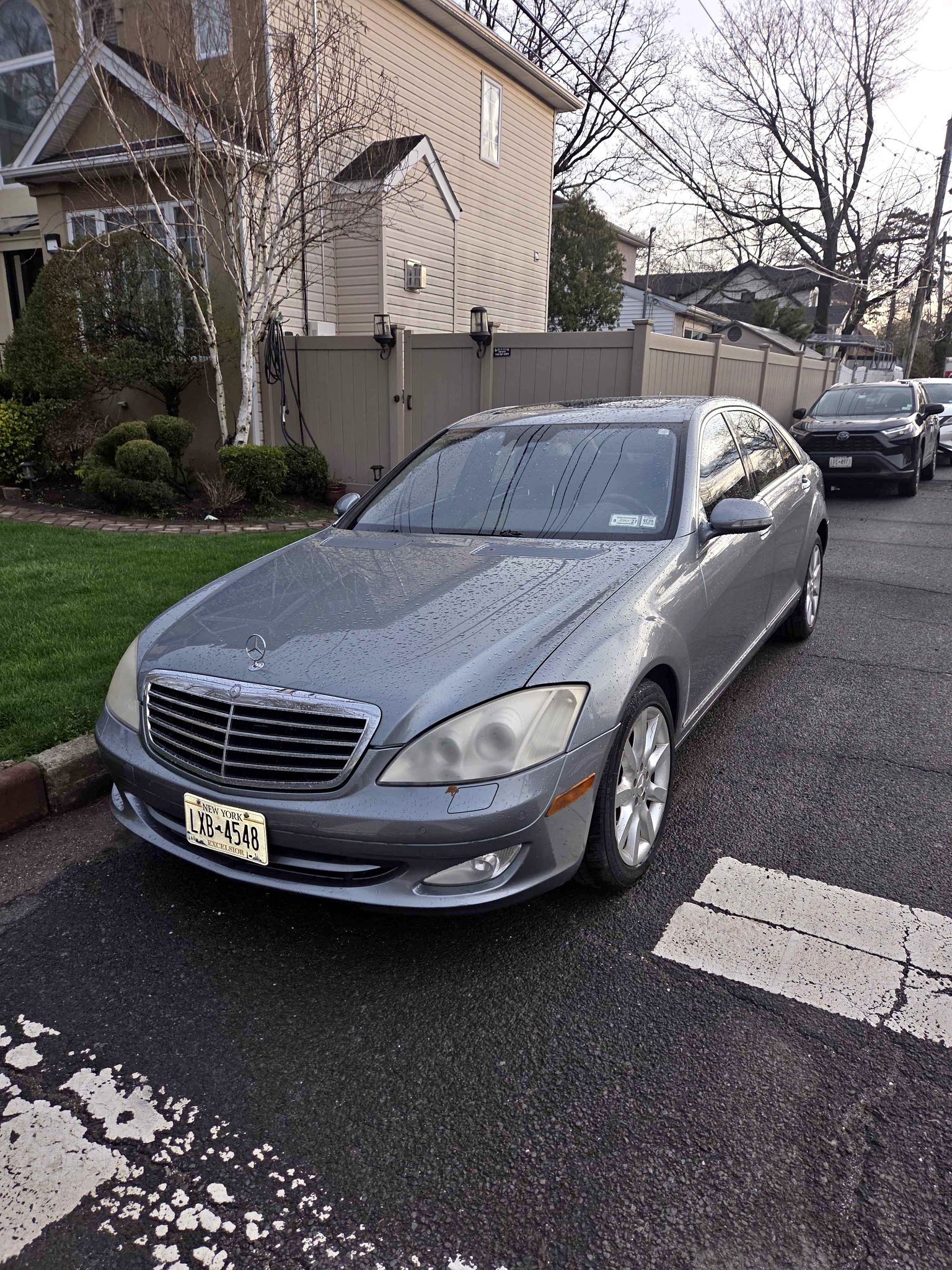 2007 Mercedes-Benz S-Class - S 550 4MATIC Sedan 4D