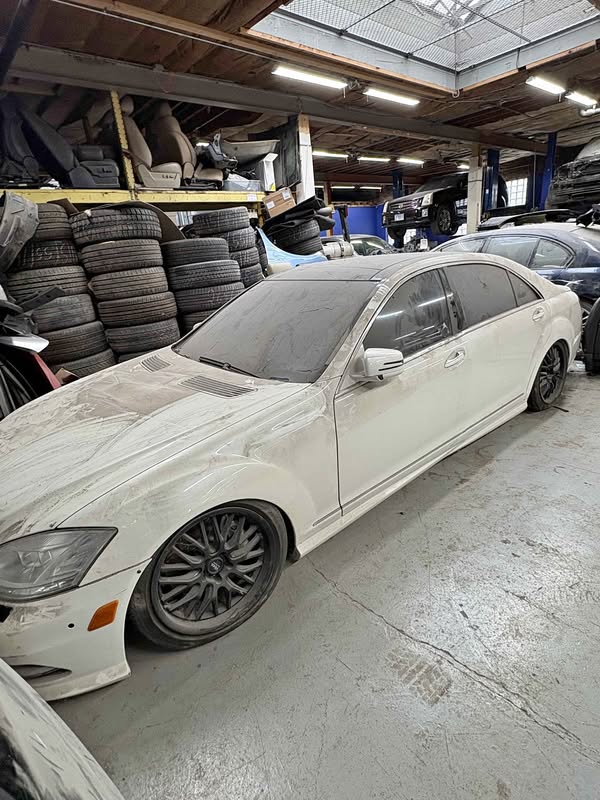 2013 Mercedes-Benz S-Class - S 550 4MATIC Sedan 4D