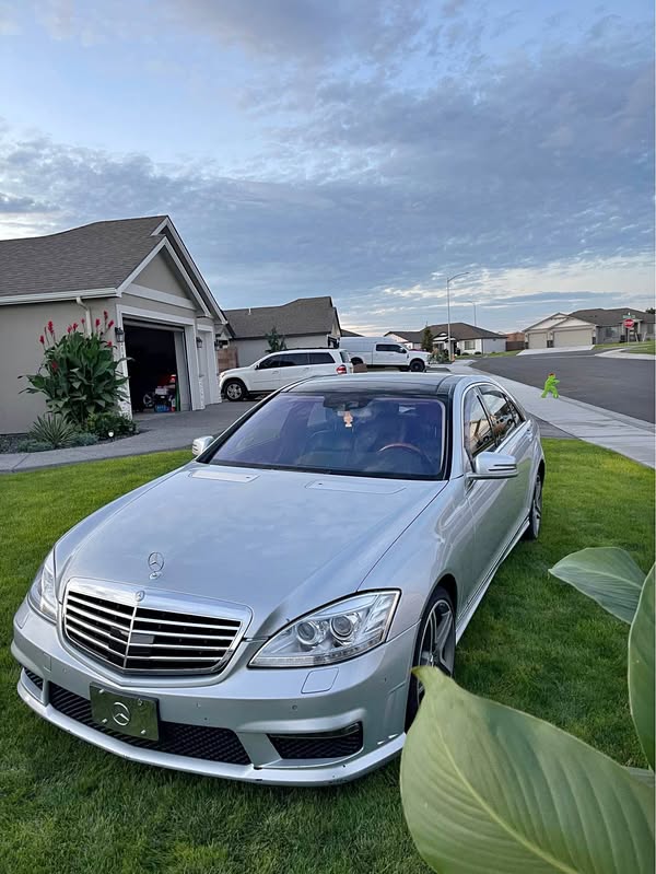 2012 Mercedes-Benz S-Class - S 350 BlueTEC 4MATIC Sedan 4D