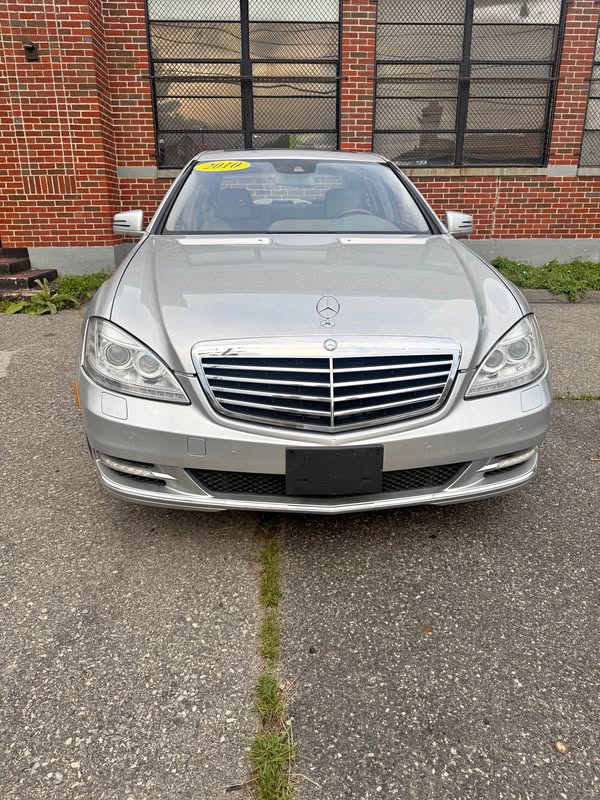 2010 Mercedes-Benz S-Class - S 550 4MATIC Sedan 4D