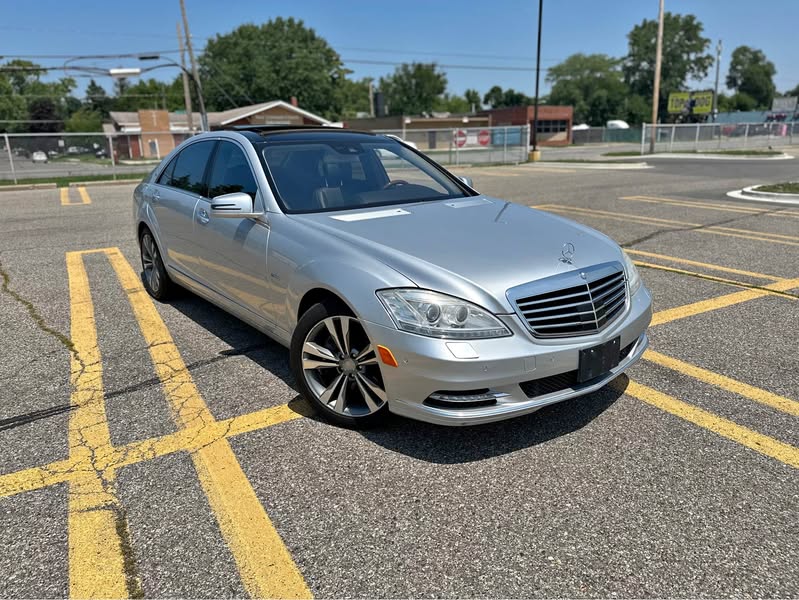 2012 Mercedes-Benz S-Class - S 550 4MATIC Sedan 4D