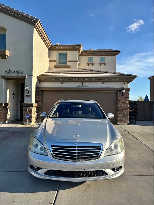 2007 Mercedes-Benz S-Class - S 550 Sedan 4D