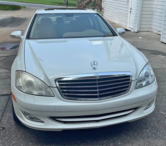 2007 Mercedes-Benz S-Class - S 550 4MATIC Sedan 4D