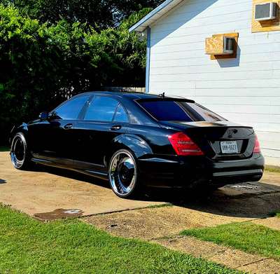 2010 Mercedes-Benz S-Class - S 550 Sedan 4D
