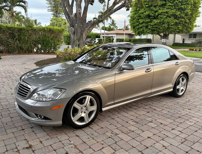 2008 Mercedes-Benz S-Class - S 550 Sedan 4D