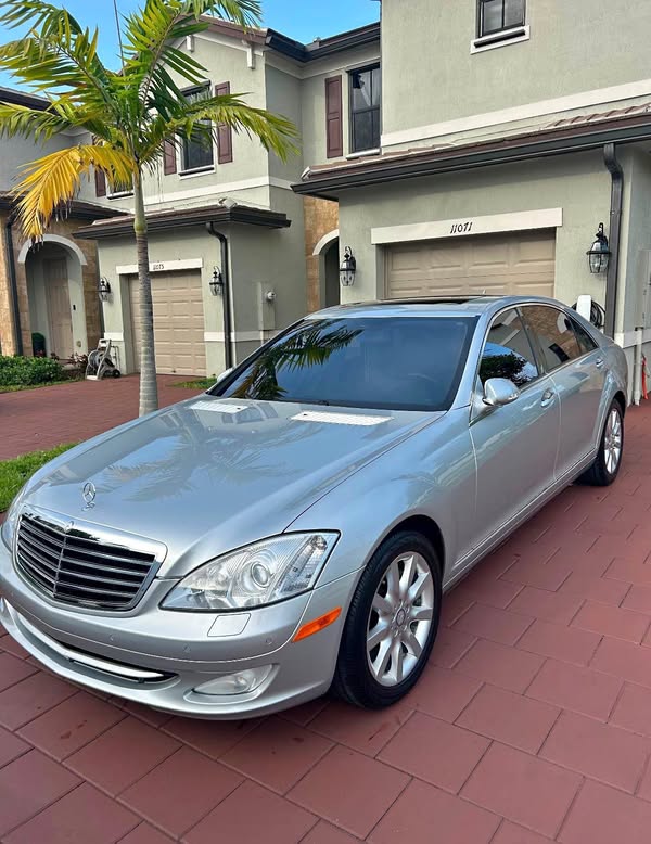 2008 Mercedes-Benz S-Class - S 550 Sedan 4D