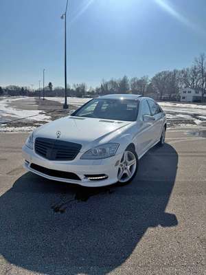 2013 Mercedes-Benz S-Class - S 550 4MATIC Sedan 4D