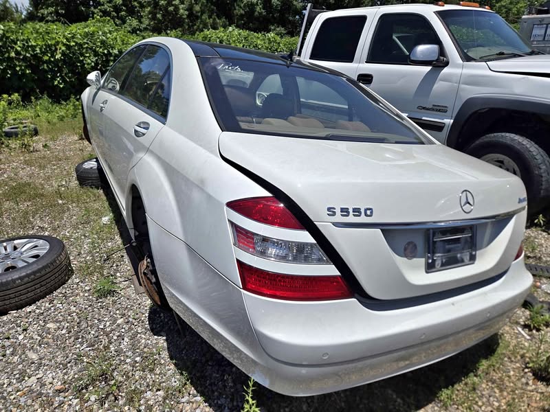 2009 Mercedes-Benz S-Class - S 550 4MATIC Sedan 4D