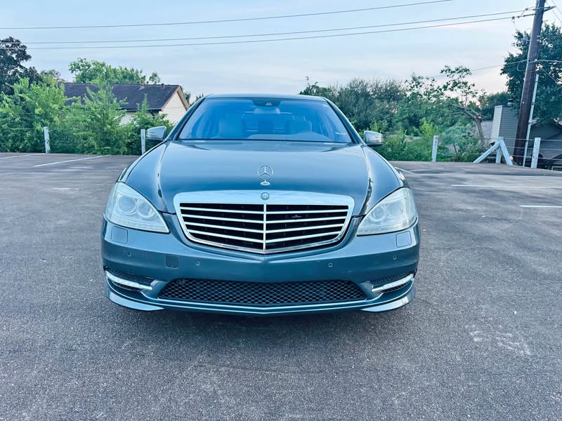 2010 Mercedes-Benz S-Class - S 550 Sedan 4D