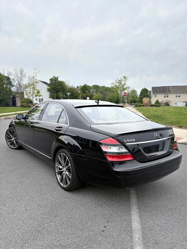 2008 Mercedes-Benz S-Class - S 550 4MATIC Sedan 4D