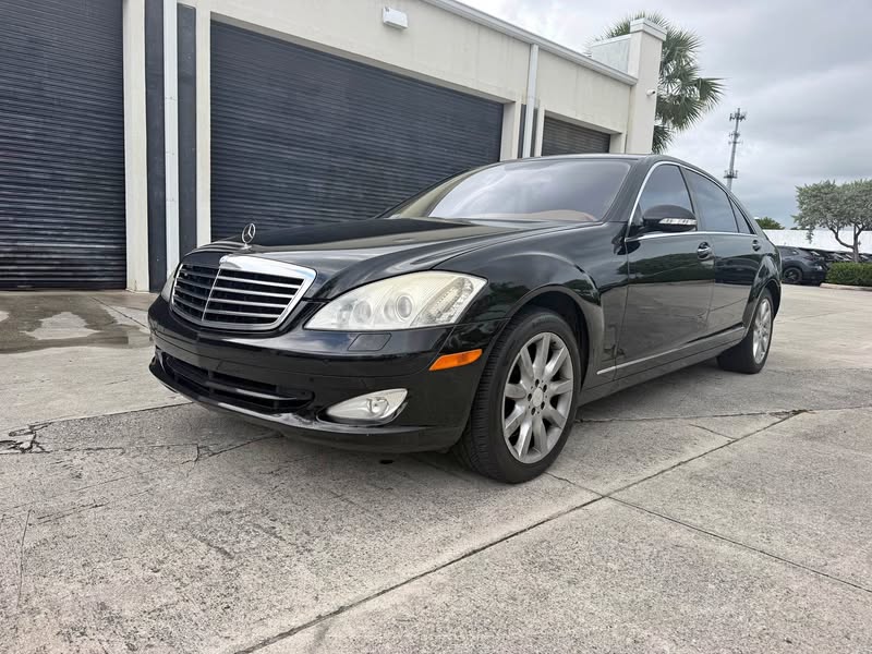 2008 Mercedes-Benz S-Class - S 550 Sedan 4D