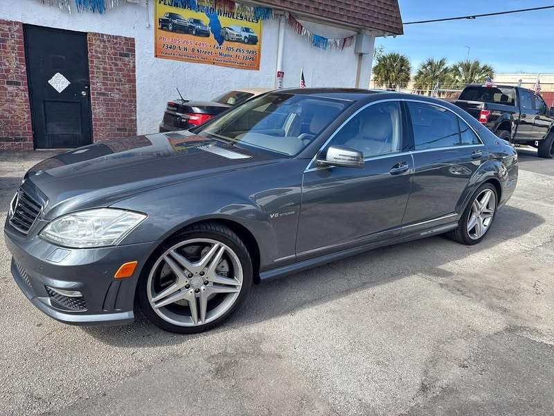 2011 Mercedes-Benz S-Class