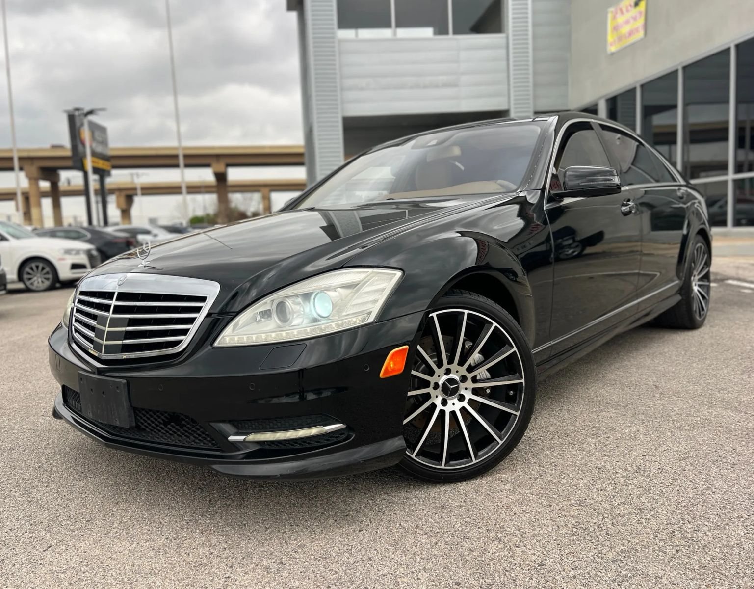 2011 Mercedes-Benz S-Class S 550 Sedan 4D